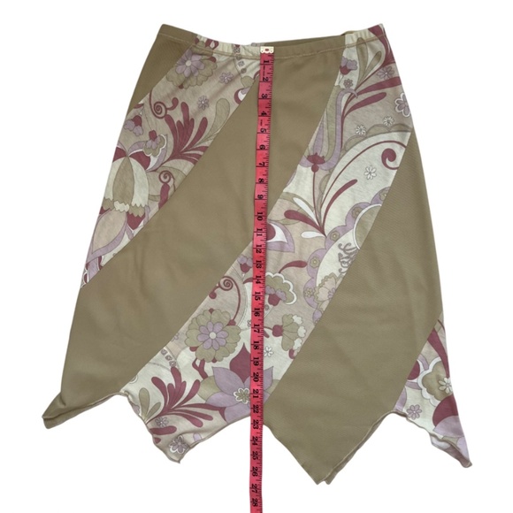 Women's floral print two-piece suit: short sleeve top & asymmetrical skirt - Picture 4 of 6